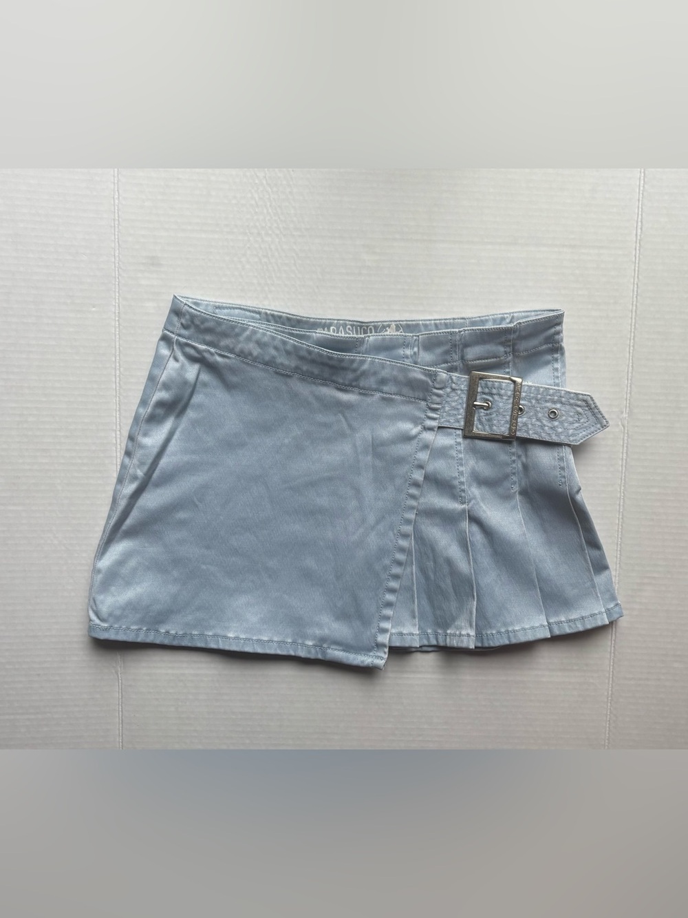 Parasuco pleated denim mini micro belted wrap skirt baby blue Y2K mcbling club